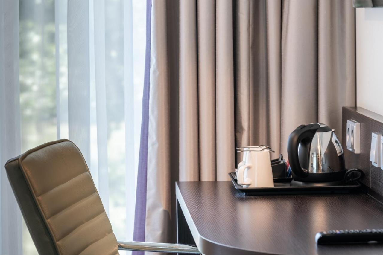 Premier Inn Saarbruecken City Centre Ngoại thất bức ảnh